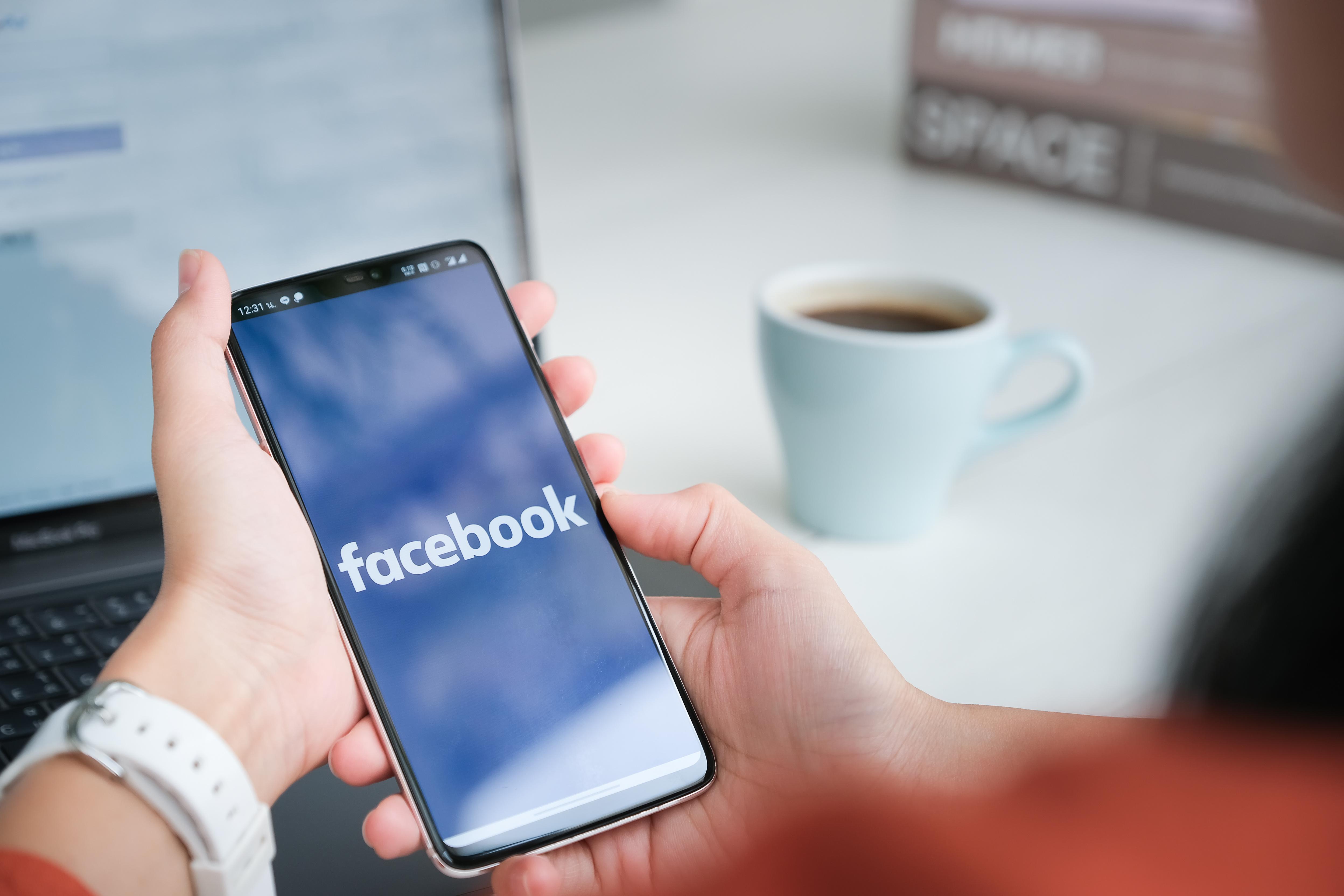 Facebook infiltrated by soon to be illegal fake reviews - Vimarsana News