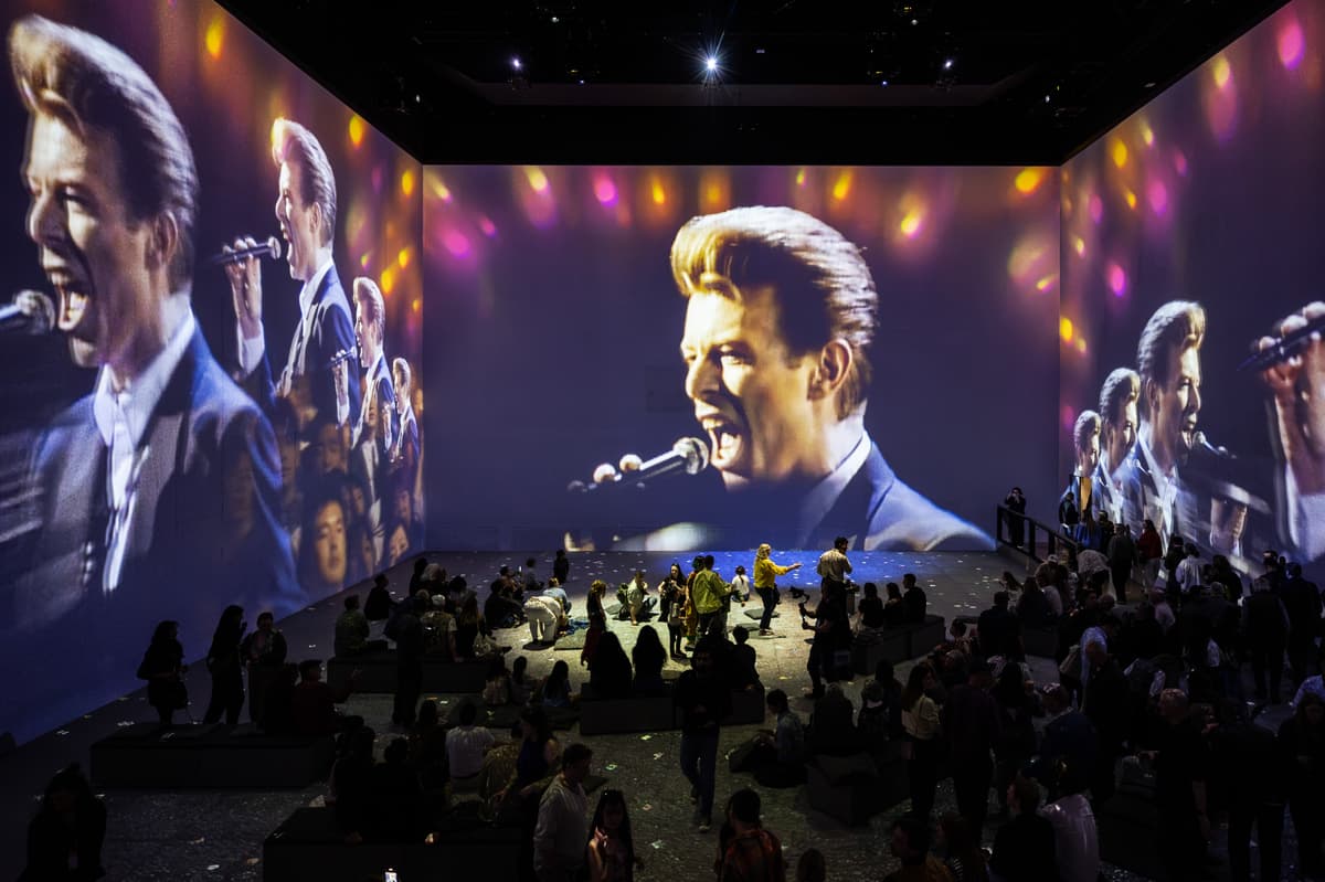 Acclaimed immersive David Bowie show confirmed for Brighton