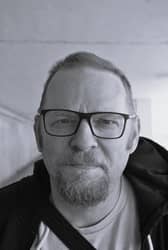 Simon J Houlton (pic by Lemi K Houlton)