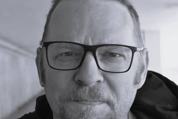 Simon J Houlton (pic by Lemi K Houlton)