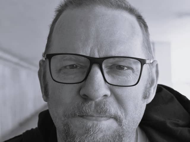 Simon J Houlton (pic by Lemi K Houlton)