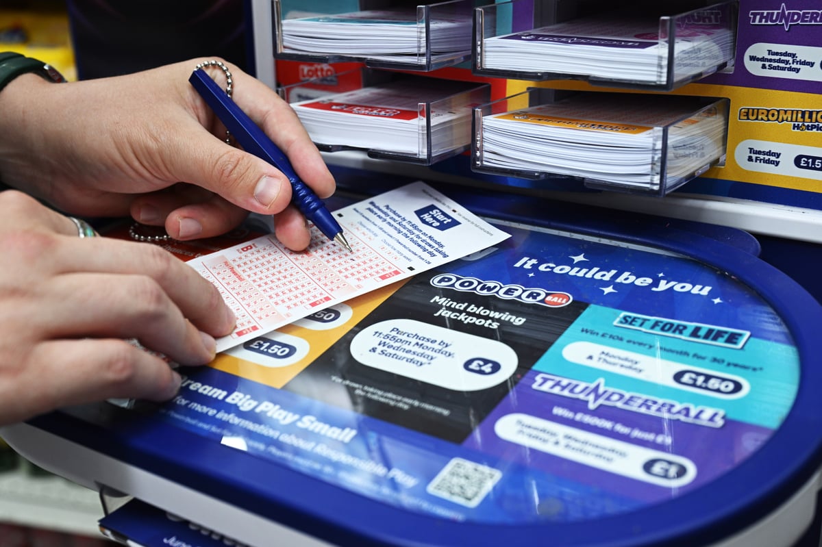 One in 10 Brits would buy next door to choose their neighbours after a lottery win