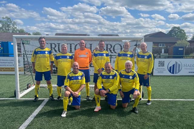 Before kick-off: Back - Clive, Richard, Chris, Andy, Roy, Peter. Front - Doc, Kevin, Dave