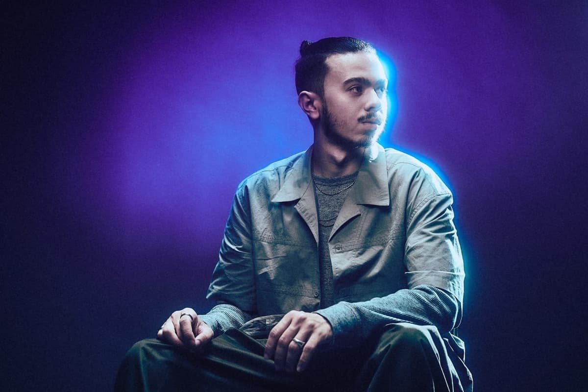 Die 20-jährige Künstlerin, DJ und Produzentin KDYN kündigt ein neues ...