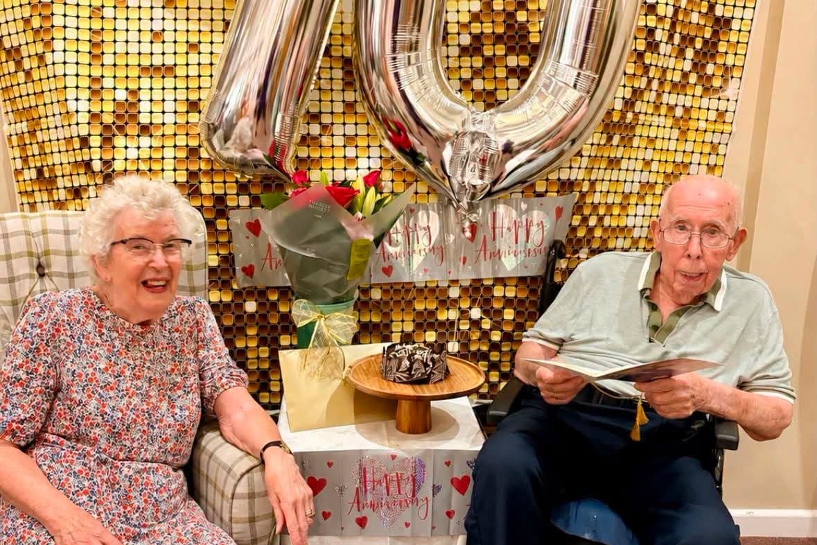 Chichester care home celebrates 70th wedding anniversary