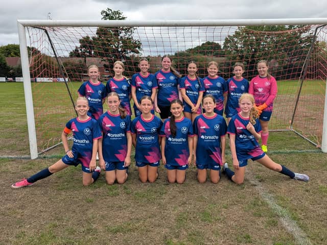 Horsham Eagles Under 13s Squad sporting their home kitted supported by main club sponsor Breathe HR
