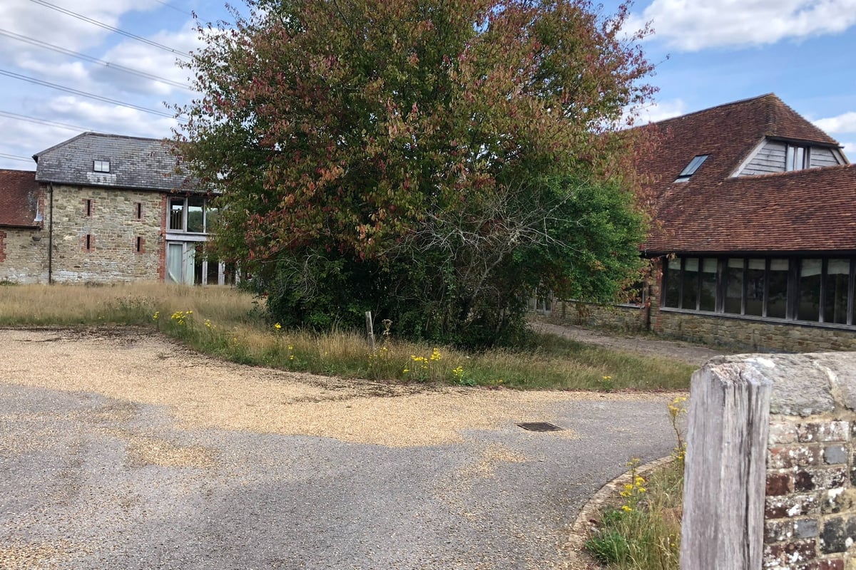 Villagers furious as Lodsworth barn ‘party venue’ plan goes to appeal