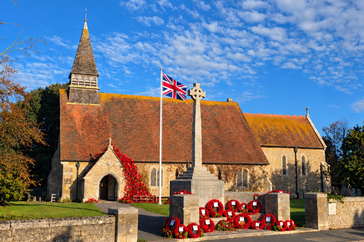 Selsey Poppy Appeal officially launches as more than 170 poppies honour ...