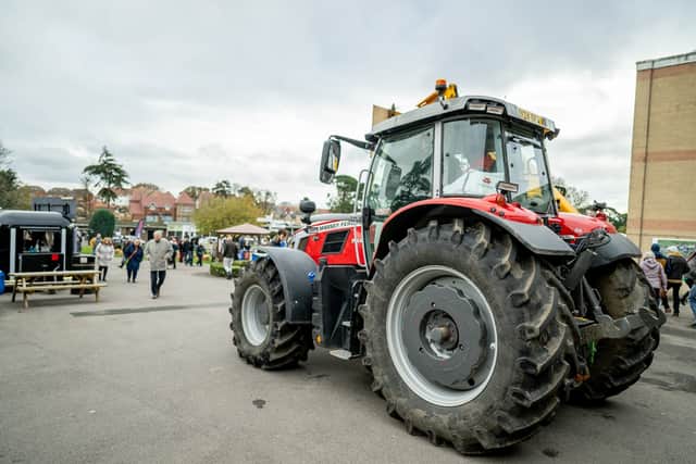 Tractor Displays at Fontwell