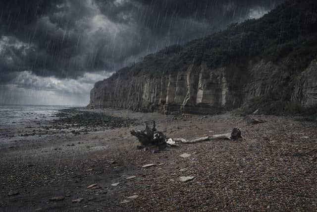 STORM AUSTEN HITS FAIRLIGHT