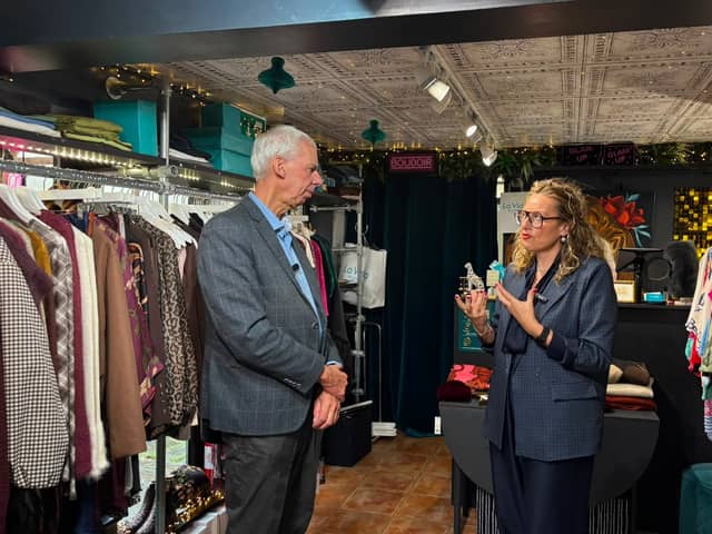 Horsham MP, John Milne, speaks to Donna Camera, owner of local business La Vida. 