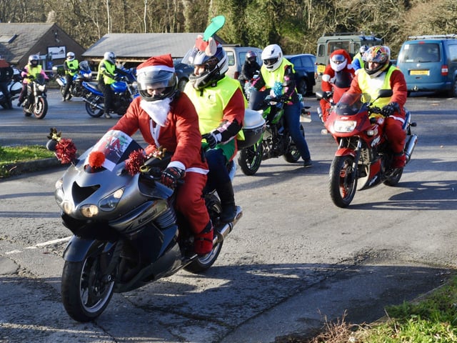South Coast Bikers ride out to deliver presents to Chestnut Tree House children's hospice – SG141219