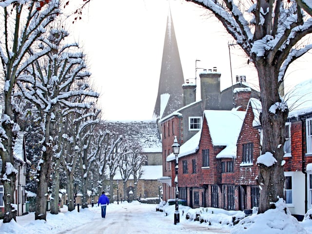 The Causeway in Horsham covered in snow in December 2010