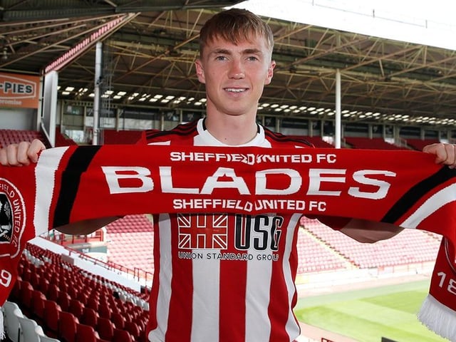Replaced Freeman and added energy to the United midfield. Very hard to play through tackled and harried well.