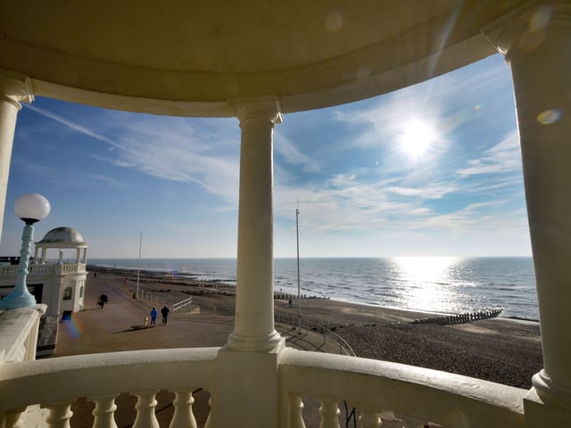 Bexhill Colonnade. Picture by Justin Lycett. SUS-200113-121243001