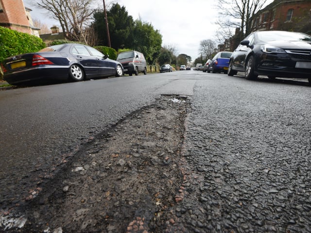 Potholes: Dane Road, St Leonards SUS-200127-135523001