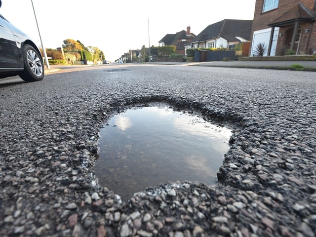 Potholes in Bexhill: Terminus Avenue SUS-200128-103940001
