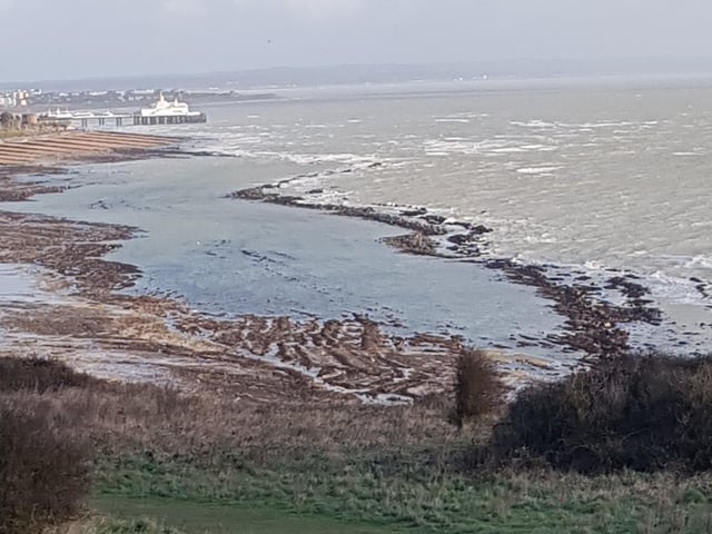 A very low tide showing the lagoon off Holywell - this was taken by Stella Lockyer, using a Samsung Galaxy smartphone SUS-200129-111514001