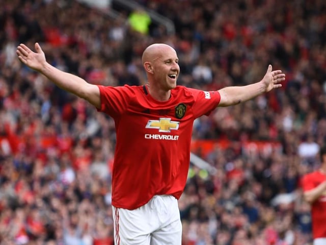 Former Manchester United midfielder Nicky Butt insists Leeds United are a great and massive that he "cant wait "to seeback in the Premier League. (Daily Express)