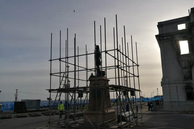 Scaffolding has been erected around the statue as construction work is set to go ahead SUS-201202-150917001
