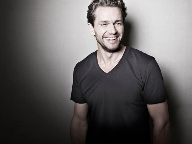 Julian Ovenden