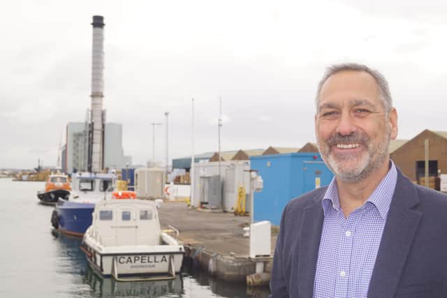 Director of compliance at Shoreham Port, Paul Johnson, has died after a long battle with cancer.