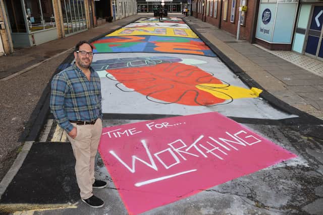 Pictured is Andy Sparsis by the mural. Picture by Eddie Mitchell SUS-200726-161820001