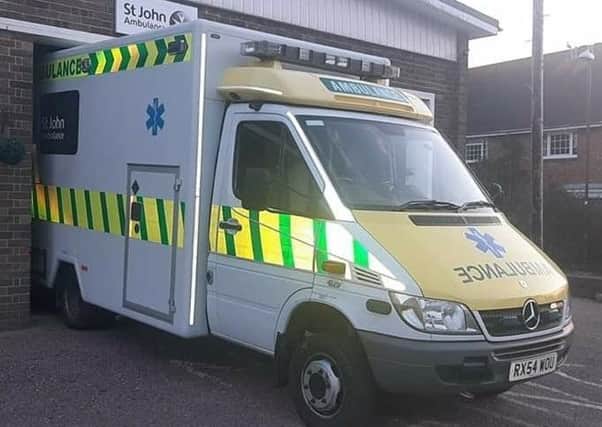 New ambulance for St John SUS-200727-132019001