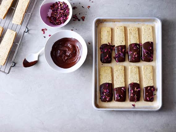 Rose and chocolate shortbread