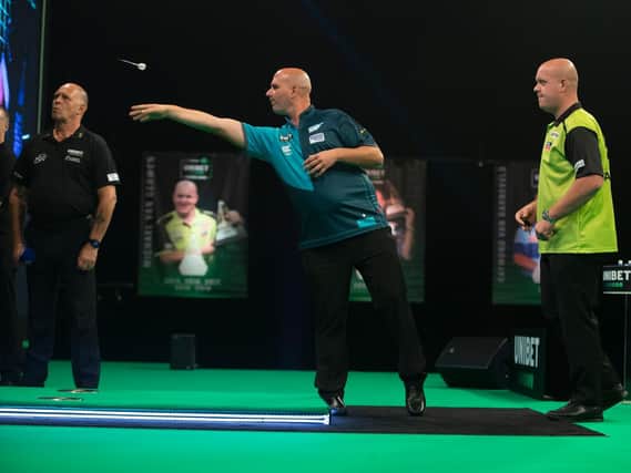Rob Cross in Premier League action this week / Picture Lawrence Lustig - PDC