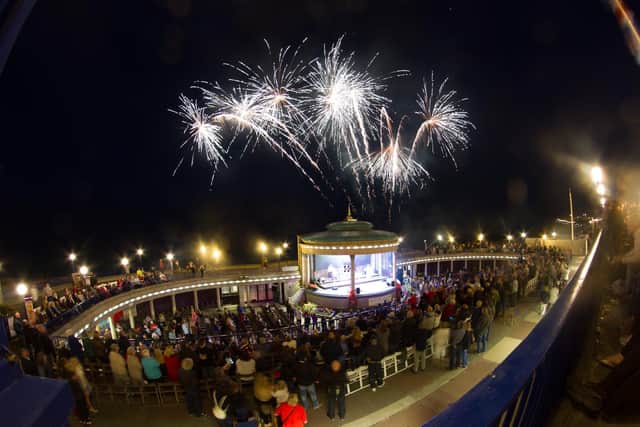 Eastbourne Bandstand fireworks - by Graham Huntley SUS-200309-142303001