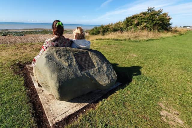 A boulder marker for a drowned chapel off the coast of Kingston, West Sussex, has been unveiled.