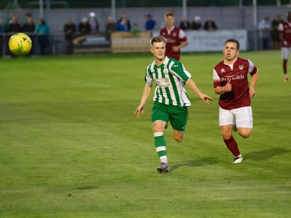 Chichester City in action against Bognor / Picture: Neil Holmes