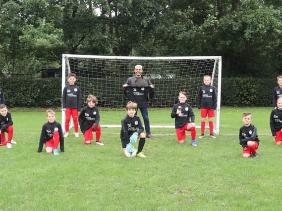 Roffey Robins under-tens with their new gear