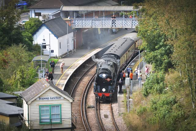 The Sussex Belle arrives at West St Leonards Station at 12:48 on 10/9/20 on its way to Hastings. SUS-201009-131509001