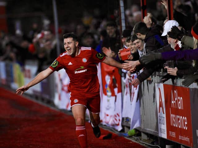 Ollie Pearce is still a Worthing player despite some saying he would move on