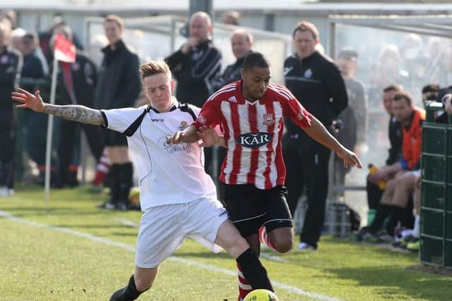 Action from the Sholing semi-final / Pictures: Michael Cunningham and Stuart Martin