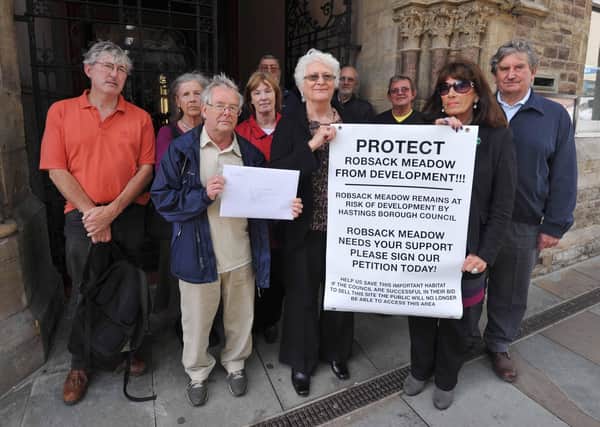 22/9/11- Campaigners for the protection of Robsack Meadow present a petition to Hastings Borough Council. ENGSNL00120110923085127
