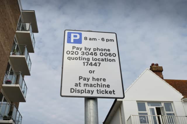 On street parking sign in Bexhill. SUS-200928-131204001