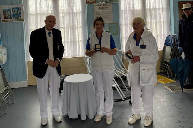 Ladies’ pairs champs Gill Vernau & Jenny Ashman
