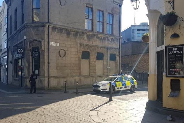 Police in Robertson Street, Hastings. Picture: Sussex Police SUS-201015-100849001