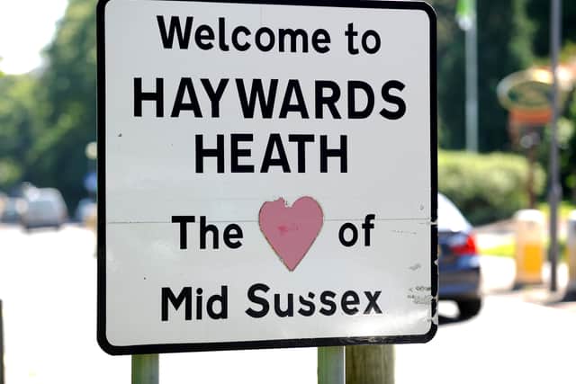 Haywards Heath SUS-150625-132757001