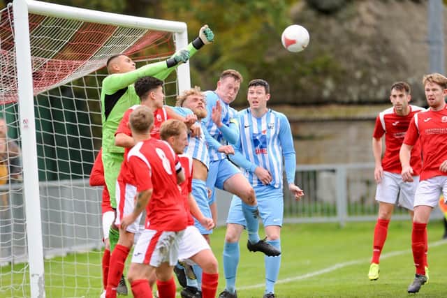 Action between Arundel and Worthing Utd / Picture: Stephen Goodger