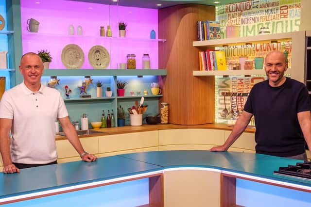 Celebrity chef Simon Rimmer and TV presenter Tim Lovejoy are asking people to
host a Sunday brunch for their household to raise money for Stand Up To Cancer’s
life-saving research. Sign up at su2c.org.uk/brunch. Picture credit:
@nickmillwardphotography
