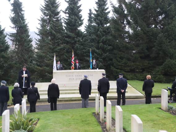 Hastings & St.Leonards Veterans Association Remembrance Service at Hastings Cemetery
Photos by Roberts Photographic