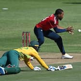 Chris Jordan attempts a run-out in the second IT20 / Picture: Getty