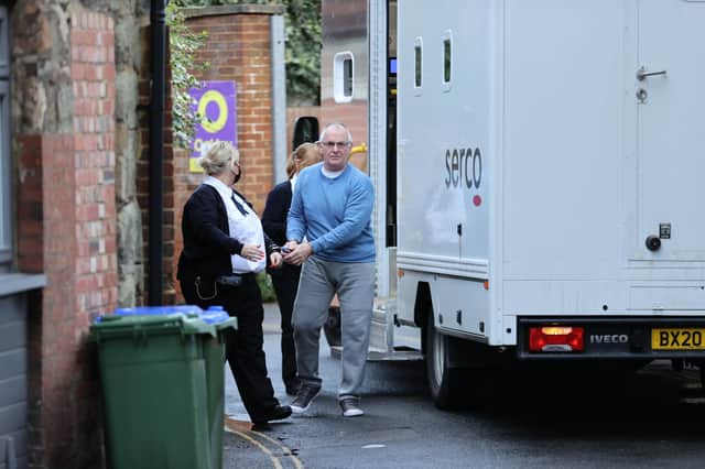 RAYMOND HOADLEY  ARRIVES AT LEWES CROWN COURT SUS-201214-114111001