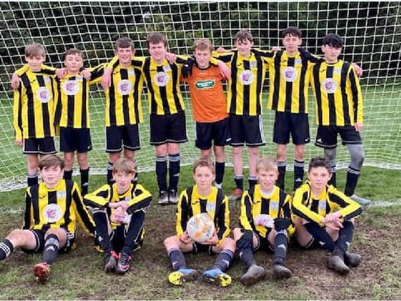 Loxwood U14s in their away colours