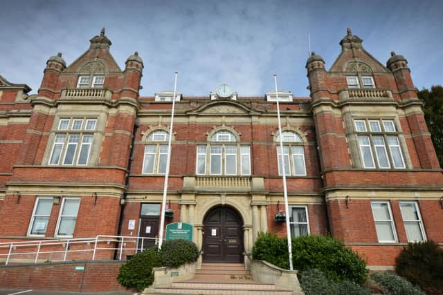 Bexhill Town Hall SUS-200928-133414001