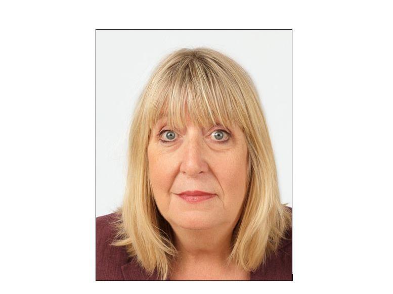 Lewes Literary Society offers online talk from Lynne Truss - Vimarsana News